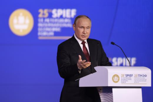 Владимир ПУТИН, Президент РФ на ПМЭФ-2022